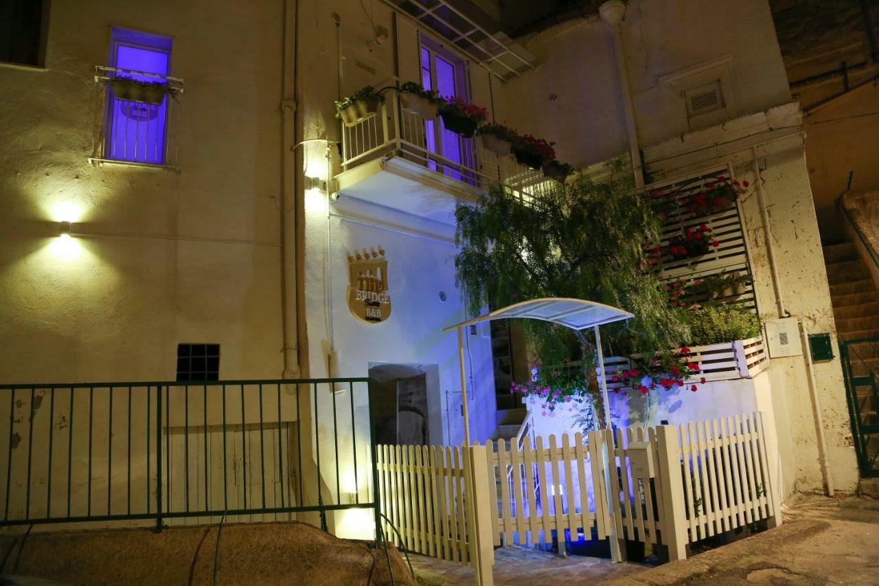 The Bridge Suites Gravina in Puglia Exterior foto